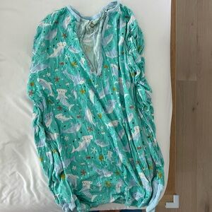 Little Sleepies shark soirée top